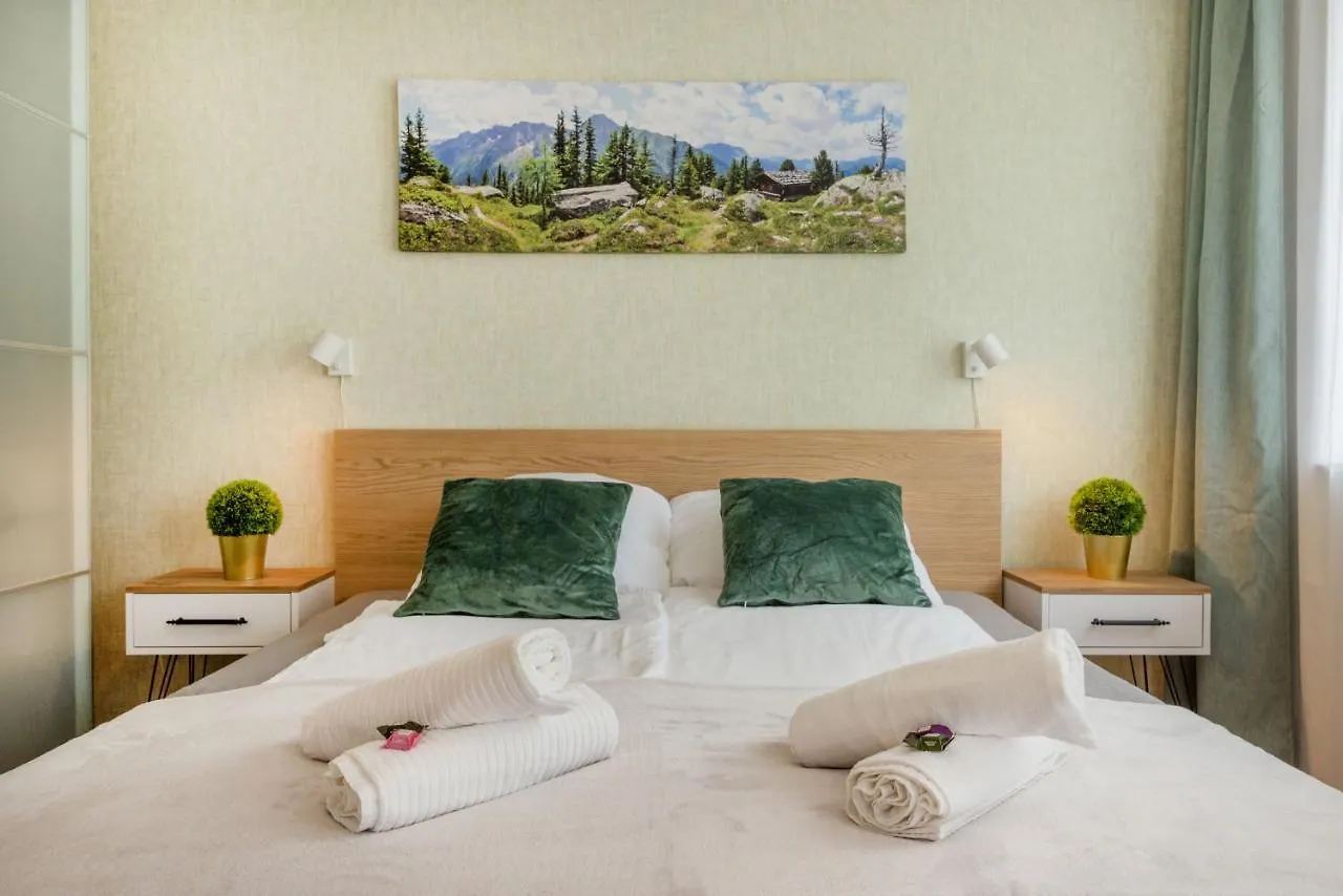 Feel Home Superior # Free Parking # Balcony # Ac Budapešť Apartmán