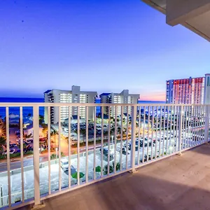 10th Floor! Beautiful 3 Bd, Great Amenities, And Great Location , Panama City Beach United States