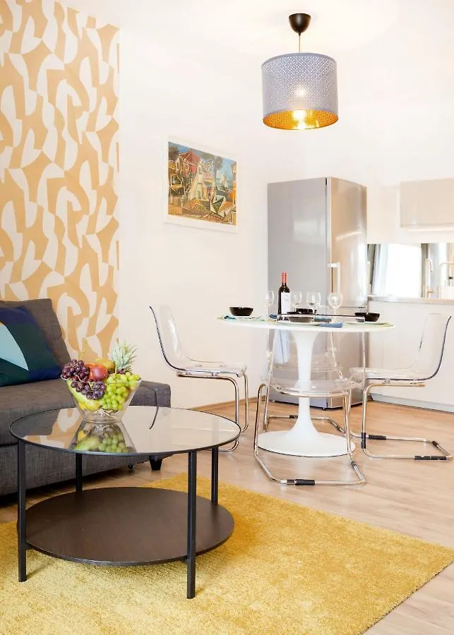 Feel Home Superior # Free Parking # Balcony # Ac Budapest Apartment